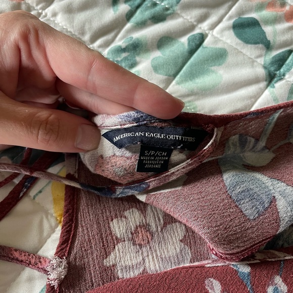 American Eagle S Blouse - Picture 2 of 4